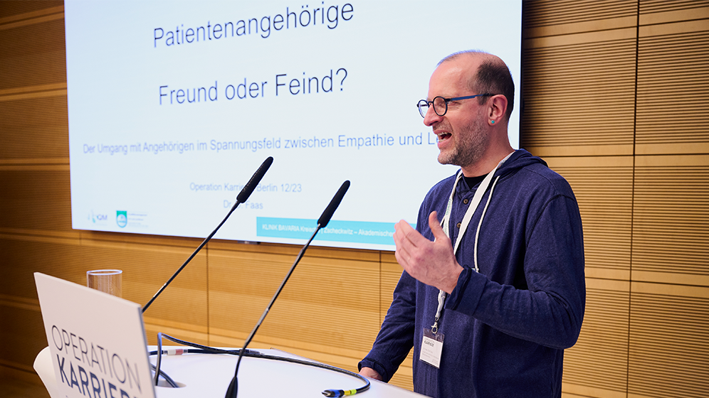 Dr. Dirk Faas