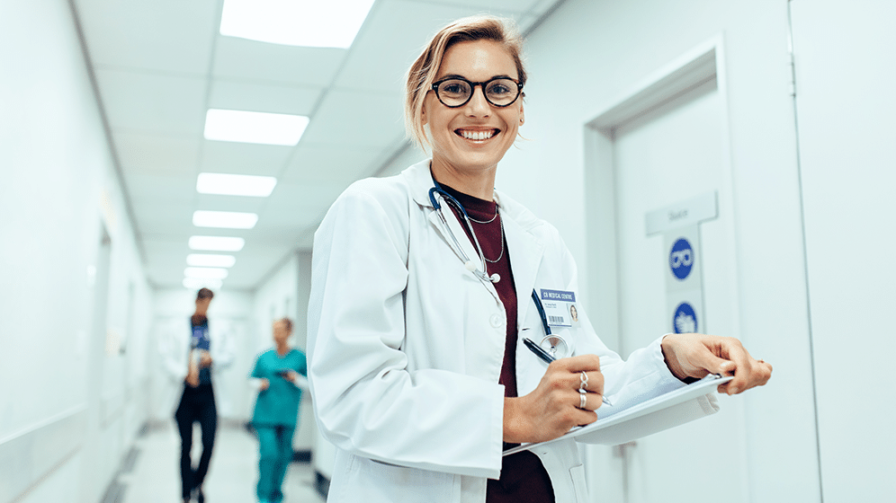 Berufsmonitoring Medizinstudierende 2022 © Jacob Lund – Adobe Stock
